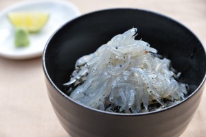 whitebait sashimi rice bowl